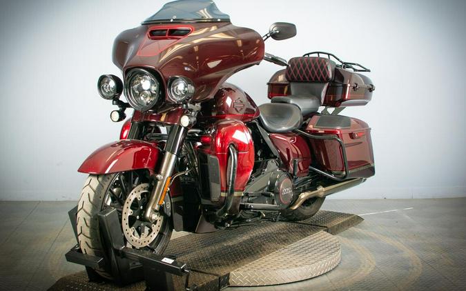 2019 Harley-Davidson CVO Street Glide - FLHXSE