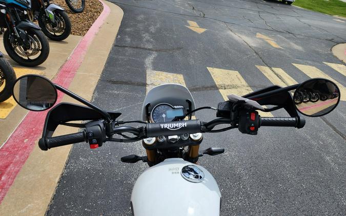 2026 Triumph Scrambler 400 XC