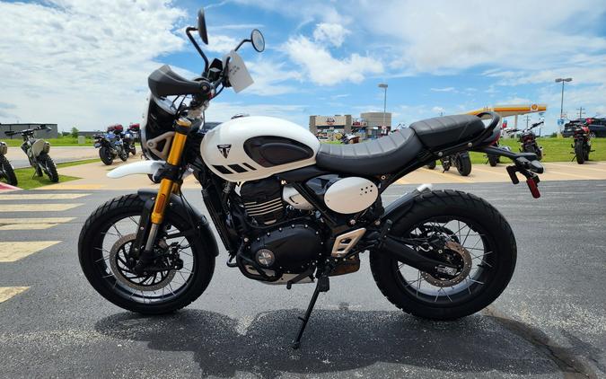 2026 Triumph Scrambler 400 XC