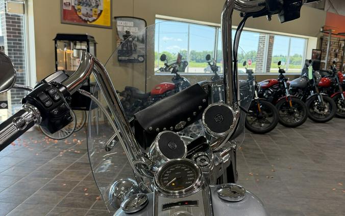 2019 Harley-Davidson® Road King® Barracuda Silver