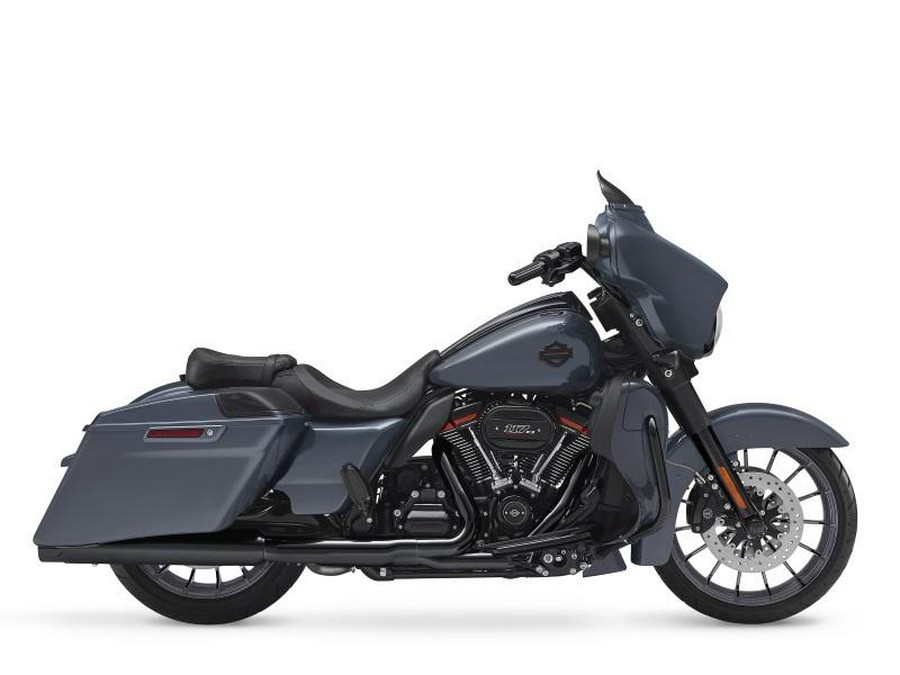 2018 Harley-Davidson® FLHXSE - CVO™ Street Glide®