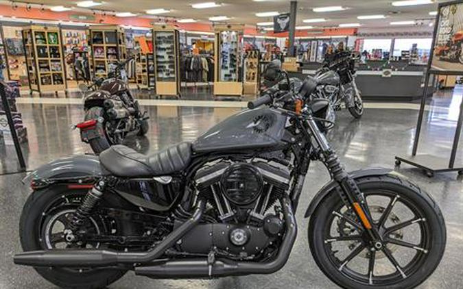 2022 Harley-Davidson Iron 883 Review [Air-Cooled Sportster]