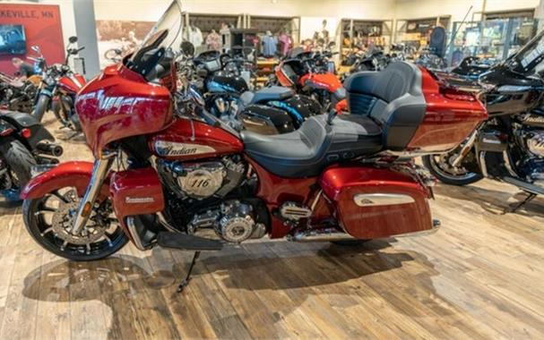 2023 Indian Motorcycle® Roadmaster® Limited Stryker Red Metallic