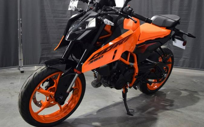 2024 KTM Duke 390