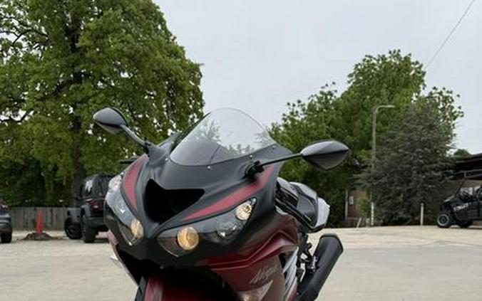 2025 Kawasaki Ninja® ZX™-14R ABS