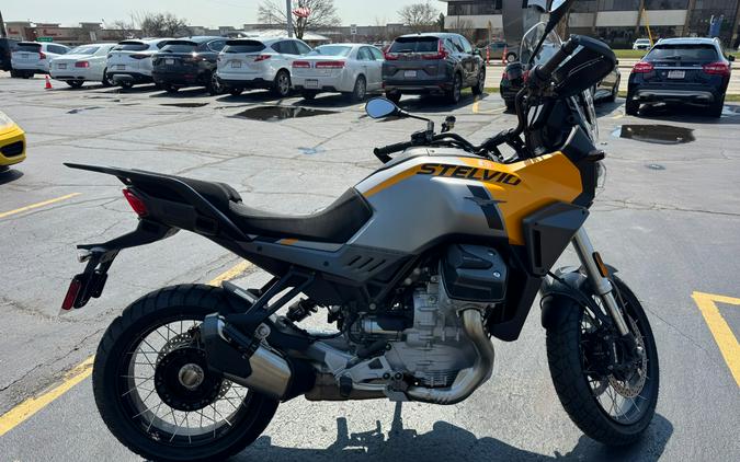 2025 Moto Guzzi Stelvio