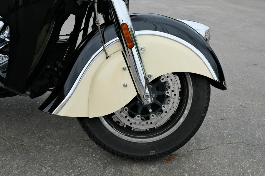 2017 INDIAN MOTORCYCLE ROADMASTER