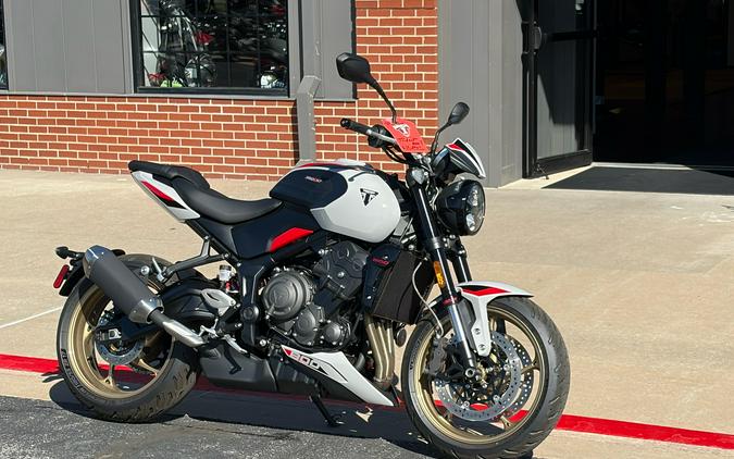 2026 Triumph Trident 800