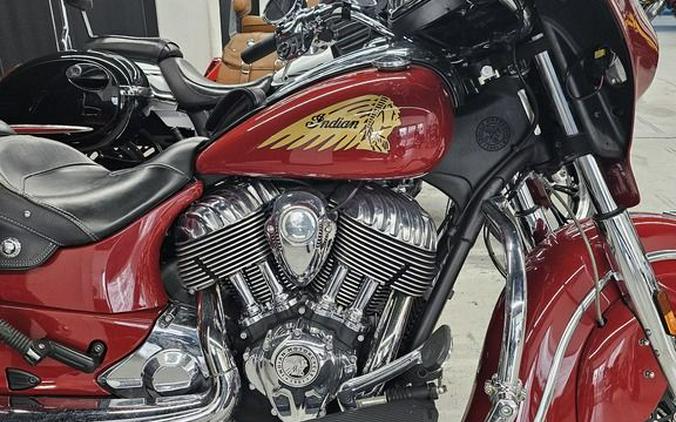 2015 Indian Motorcycle® Chieftain® Indian Red