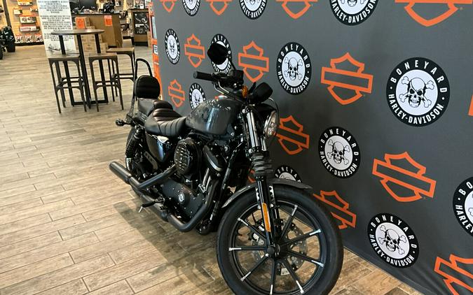 XL 883N 2022 Iron 883