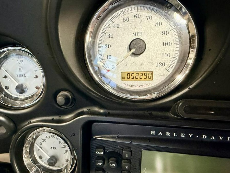 2012 Harley-Davidson® FLHX103