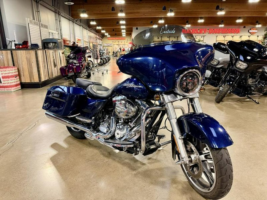 2012 Harley-Davidson® FLHX103