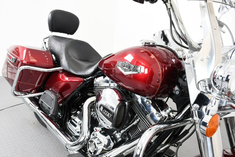 2016 Harley-Davidson® FLHR Road King®