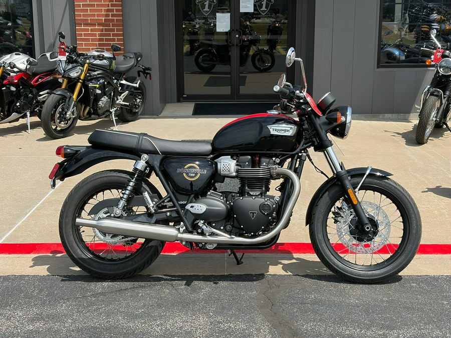 2026 Triumph Bonneville T100