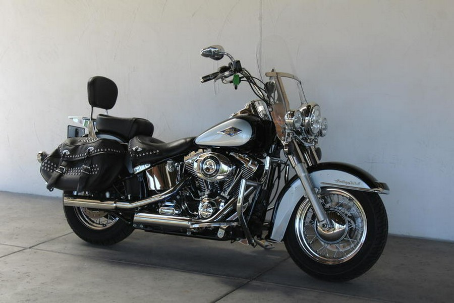 2013 Harley-Davidson® FLSTC - Heritage Softail® Classic