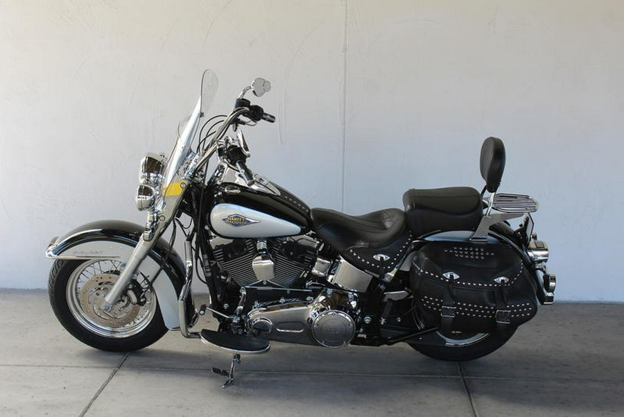 2013 Harley-Davidson® FLSTC - Heritage Softail® Classic