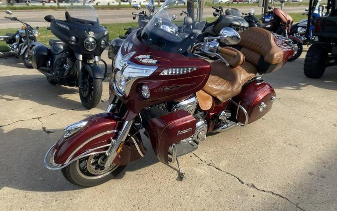 2019 Indian Motorcycle® Roadmaster® Burgundy Metallic