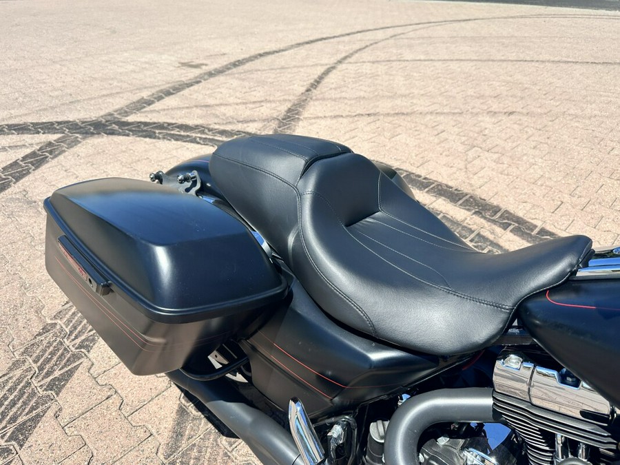 FLTRXS 2015 Road Glide Special