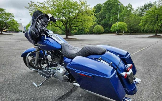 2015 Harley-Davidson Street Glide® Base