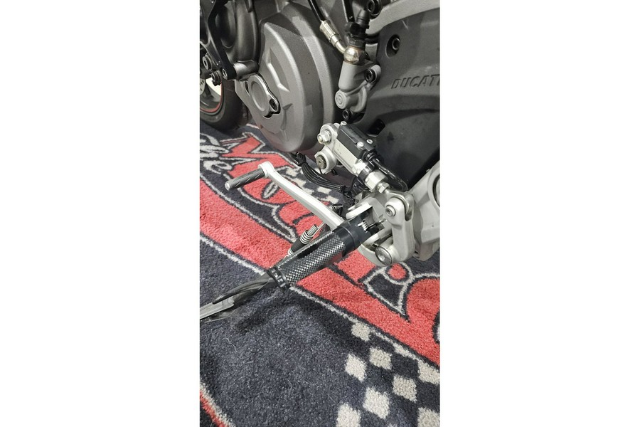 2020 Ducati HYPERMOTARD 950 SP