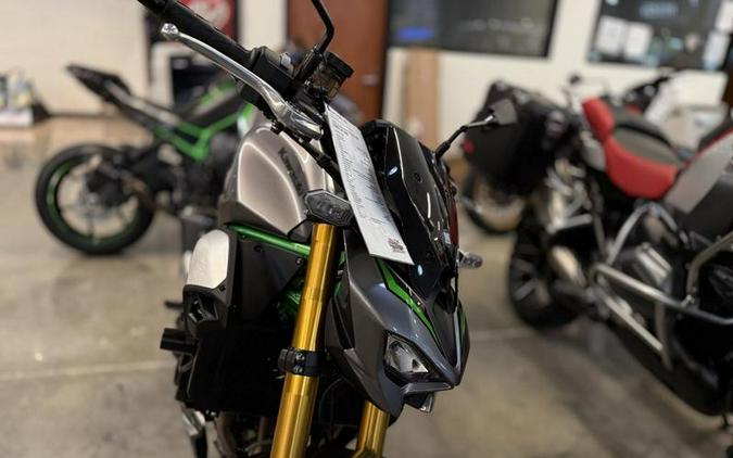 2025 Kawasaki Z900 SE ABS
