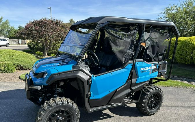 2025 Honda Pioneer 1000-5 Deluxe