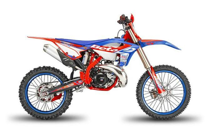 FIRST LOOK! 2024 BETA 300RX MOTOCROSS