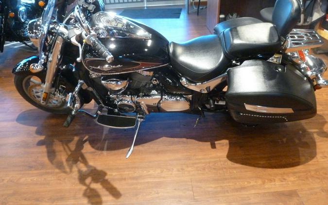 2017 Suzuki Boulevard C90T Glass Sparkle Black