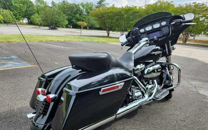 2020 Harley-Davidson Street Glide® Base