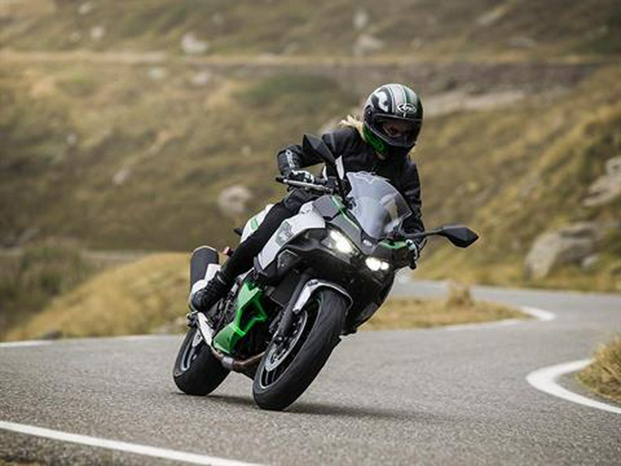 2024 Kawasaki Ninja 7 Hybrid ABS