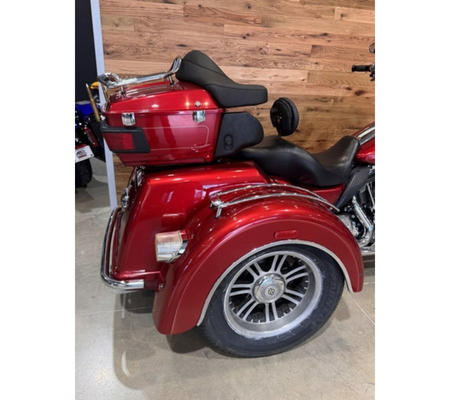 2013 Harley-Davidson FLHTCUTG - Tri Glide Ultra Classic
