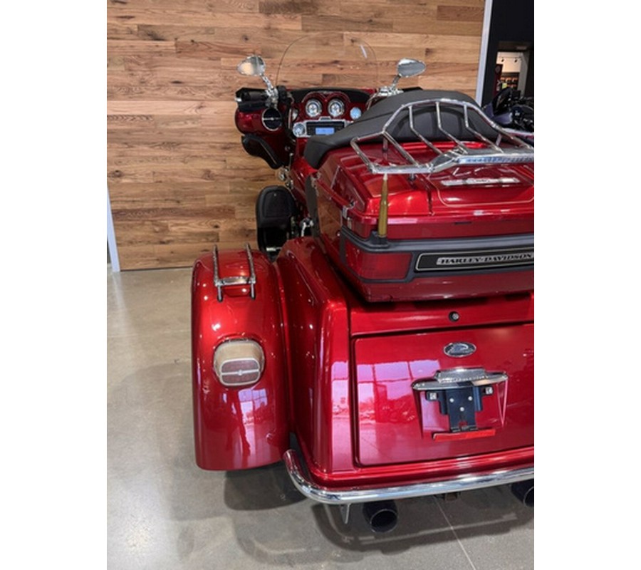 2013 Harley-Davidson FLHTCUTG - Tri Glide Ultra Classic