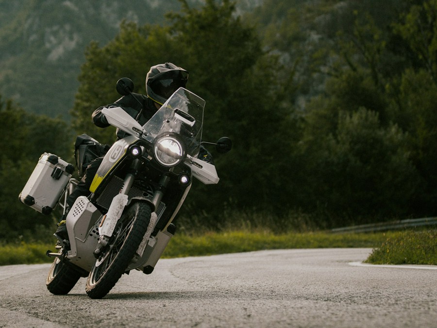 2025 HUSQVARNA Norden 901 Expedition - H895627D