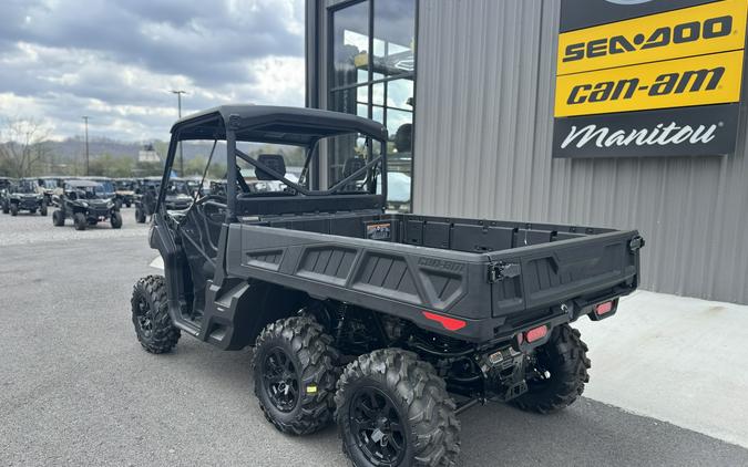 2026 Can-Am Defender 6x6 XT