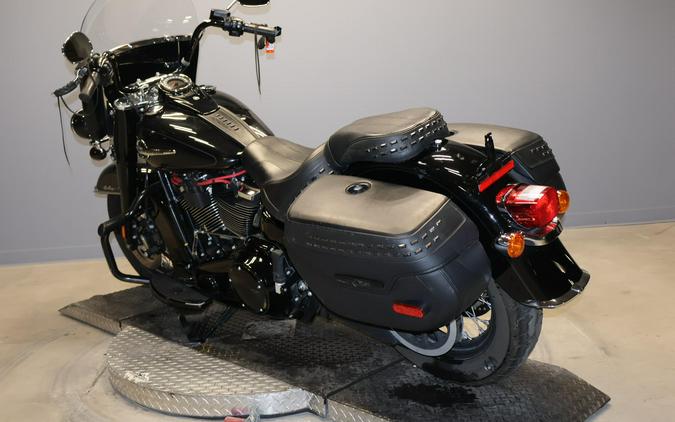 2018 Harley-Davidson Heritage Classic FLHC