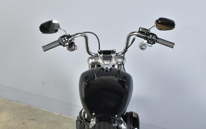 2022 Harley-Davidson Softail Standard