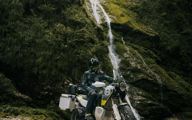 2025 HUSQVARNA Norden 901 Expedition - H895672D