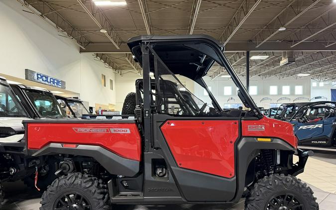 2026 Honda Pioneer 1000 Deluxe