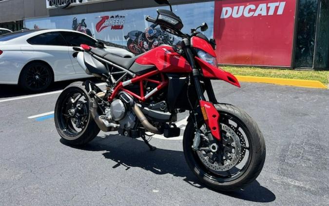 2020 Ducati Hypermotard 950 Red