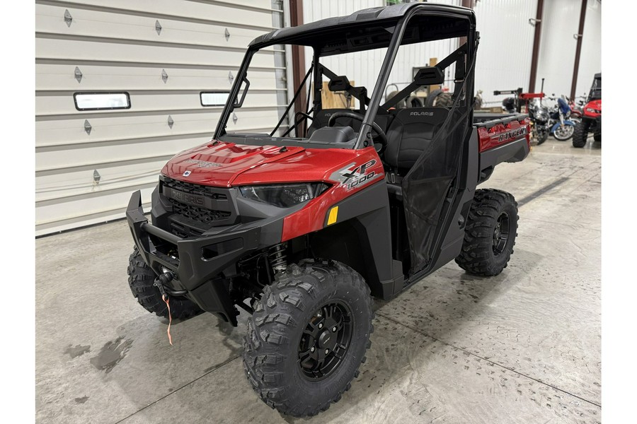 2025 Polaris RANGER XP 1000 PREMIUM - SUNSET RED Premium