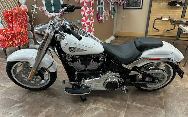 2026 Harley-Davidson® Fat Boy® White Onyx Pearl - Chrome