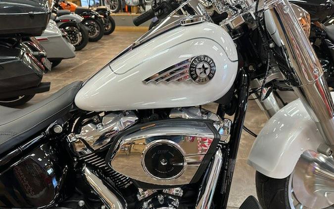 2026 Harley-Davidson® Fat Boy® White Onyx Pearl - Chrome