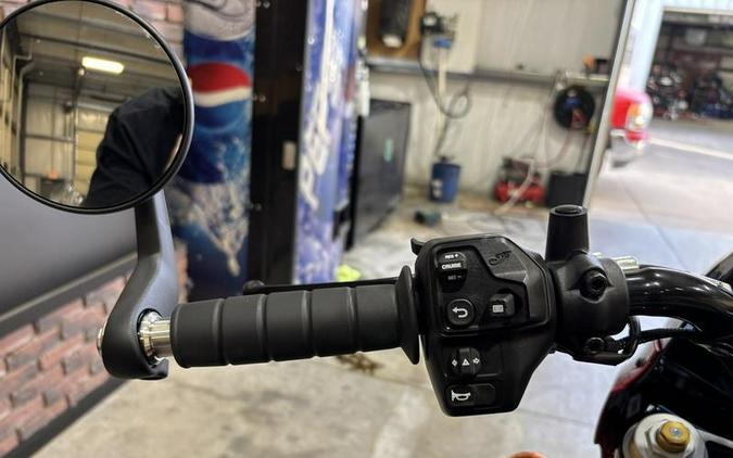 2026 Indian Motorcycle® 101 Scout® Sunset Red Metallic