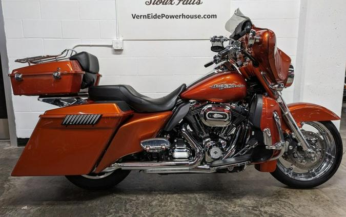 2011 Harley-Davidson FLHX - Street Glide