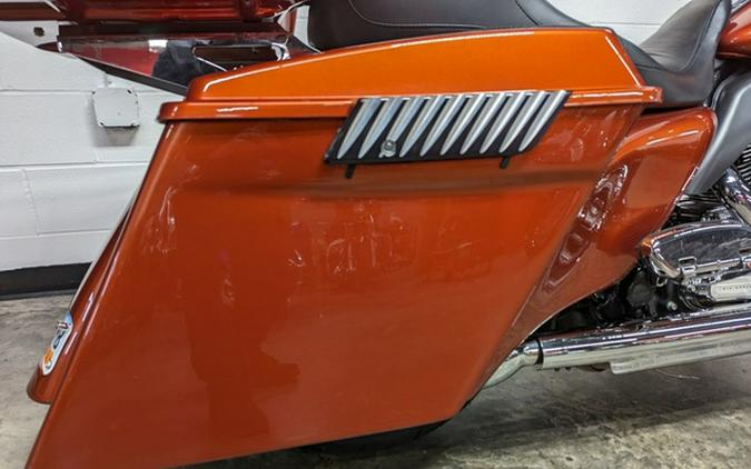 2011 Harley-Davidson FLHX - Street Glide