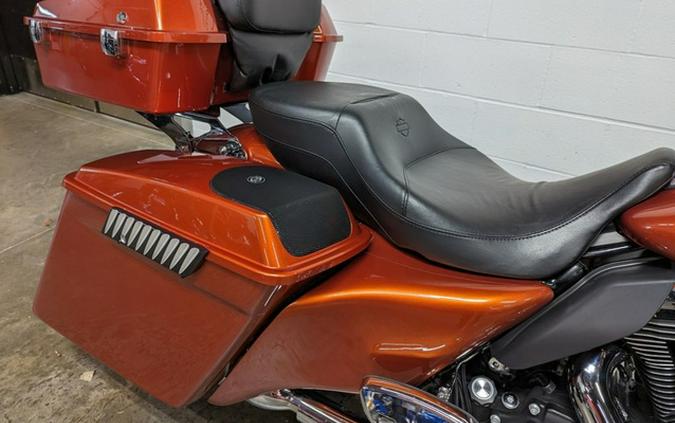 2011 Harley-Davidson FLHX - Street Glide