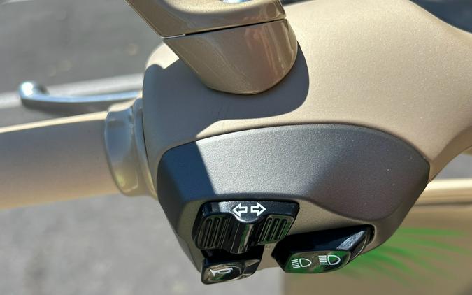 2024 Vespa 946 Dragon 150