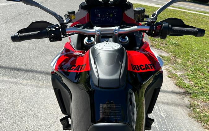 2023 Ducati Multistrada V4 Pikes Peak