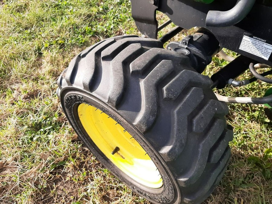 2014 John Deere 1025R