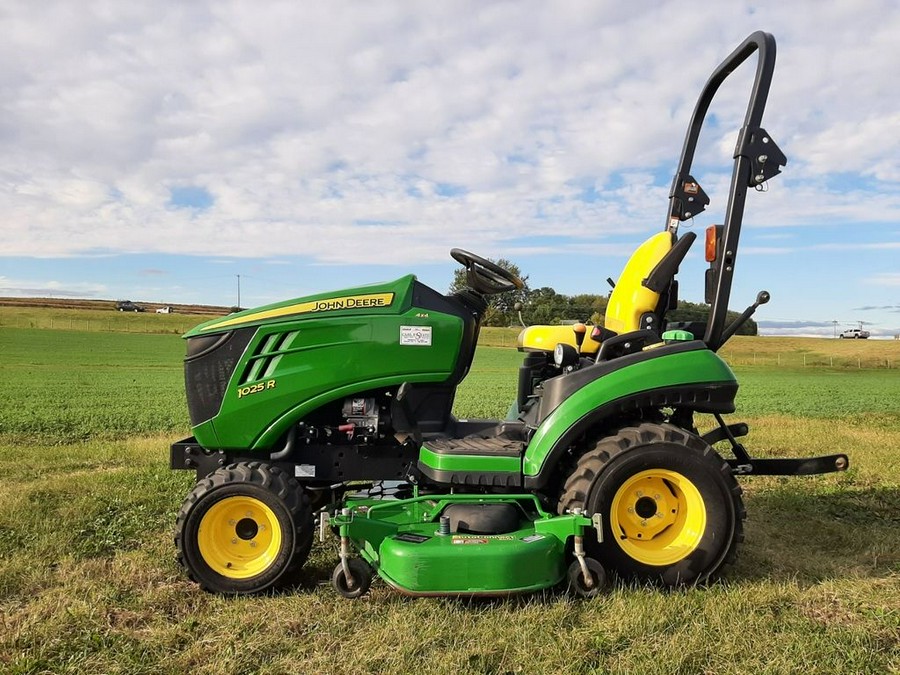 2014 John Deere 1025R